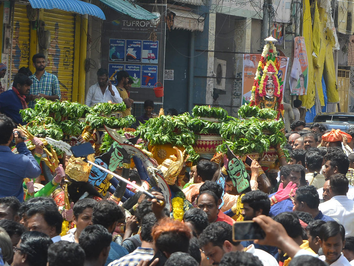 Bangaru Bonam For Vijayawada Kanaka Durga Photo Gallery - Sakshi5