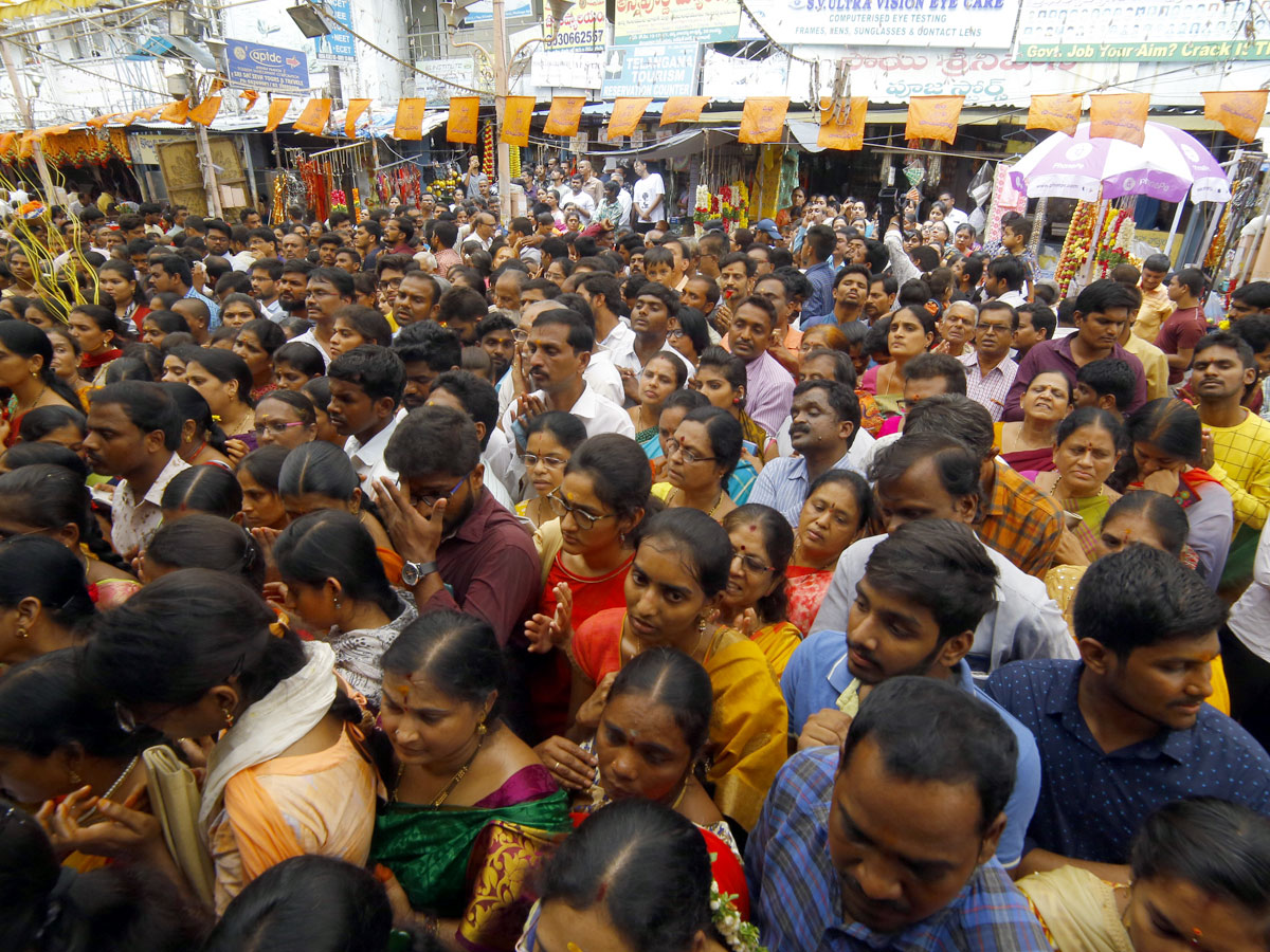 Guru Purnima Celebration in Hyderabad 2019 Photo Gallery - Sakshi10