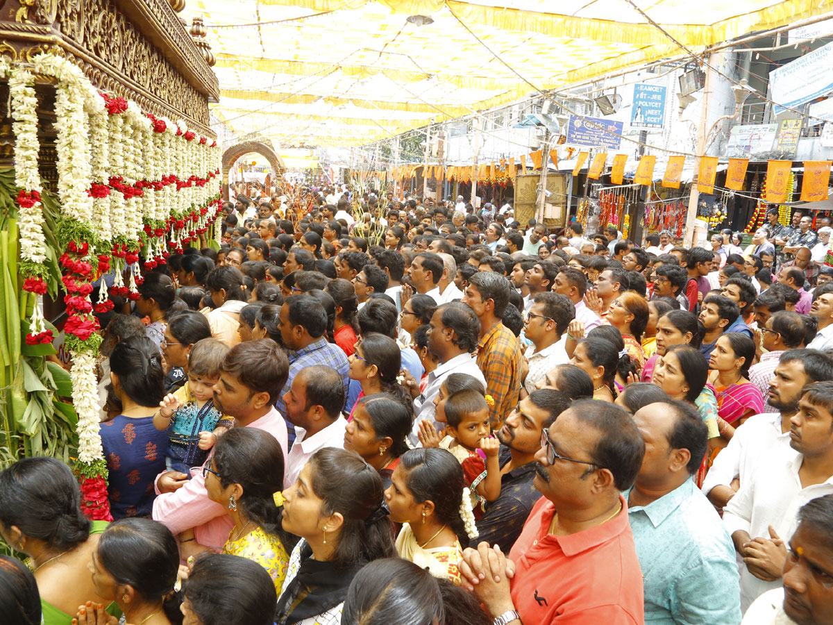 Guru Purnima Celebration in Hyderabad 2019 Photo Gallery - Sakshi11