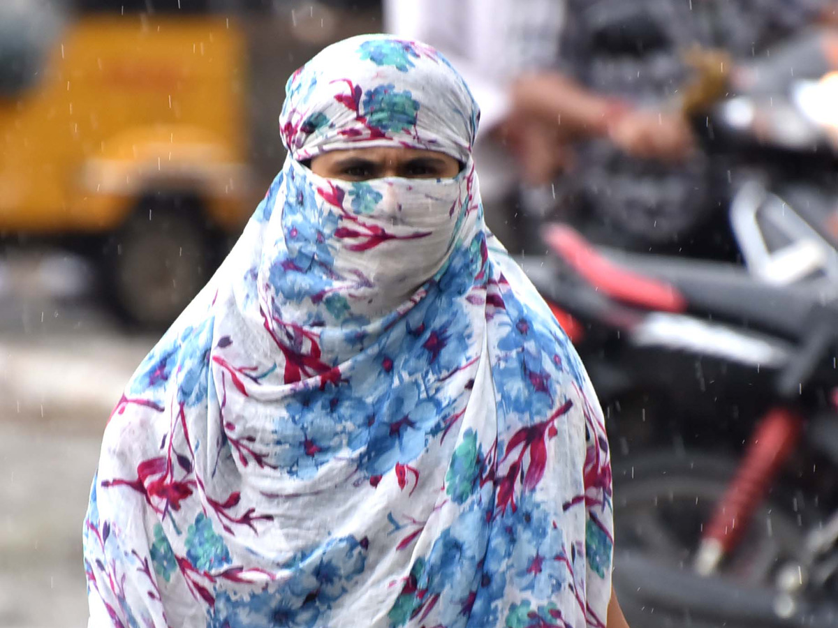 heavy rain in hyderabad Photo Gallery - Sakshi24