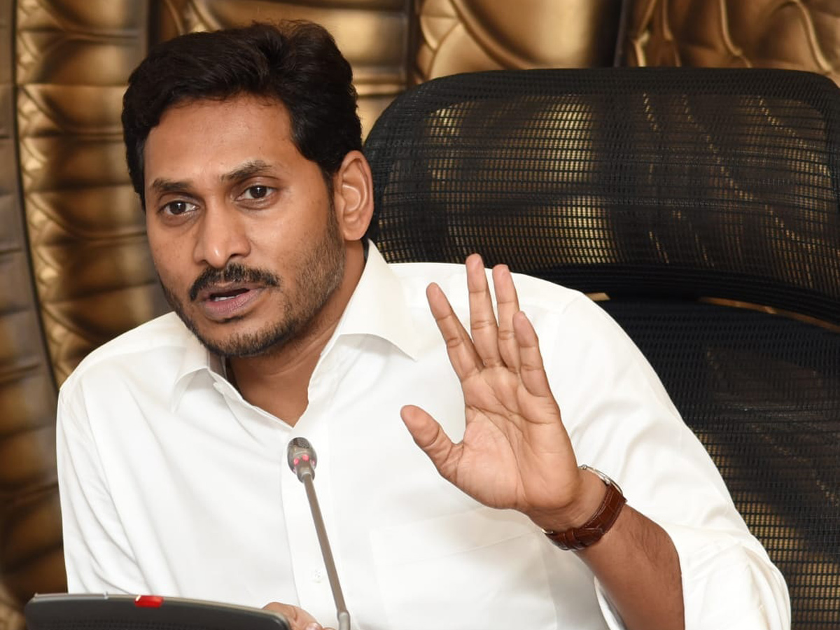CM YS Jagan Holds Cabinet Meeting - Sakshi9