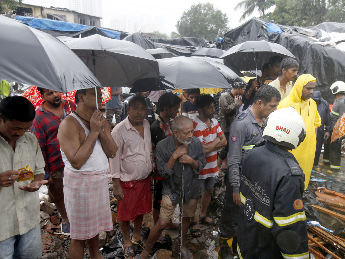 Heavy rains in Mumbai Photo Gallery - Sakshi12