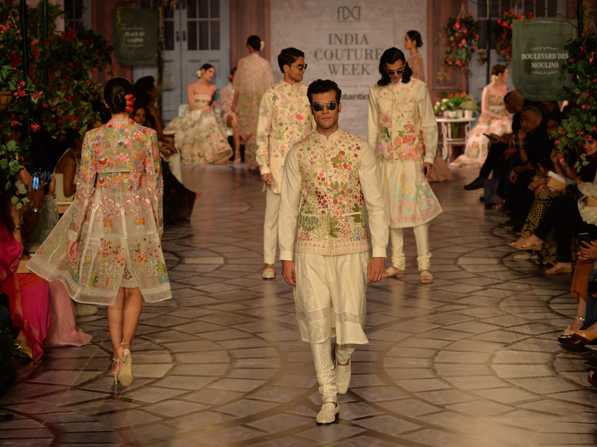 Fashion Designer Suneet Varma During The 12th Edition in New Delhi Photo Gallery - Sakshi16