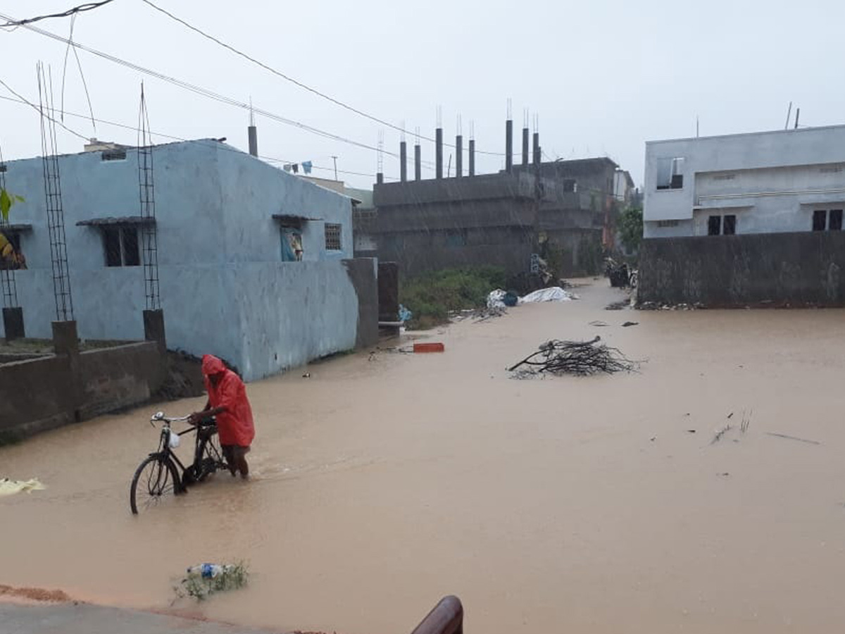 Heavy Rain in Andhra Pradesh Photo Gallery - Sakshi18