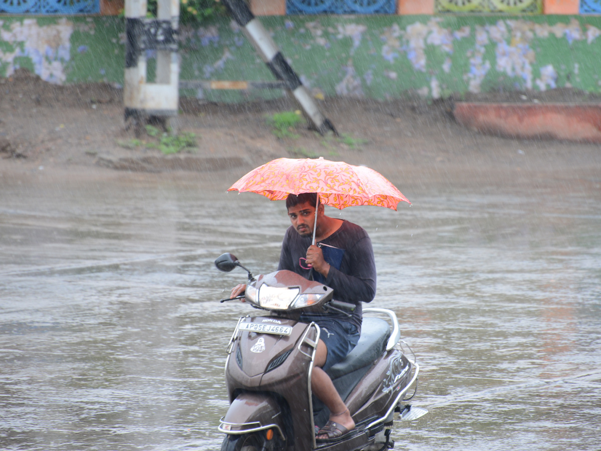 Heavy Rain in Andhra Pradesh Photo Gallery - Sakshi29