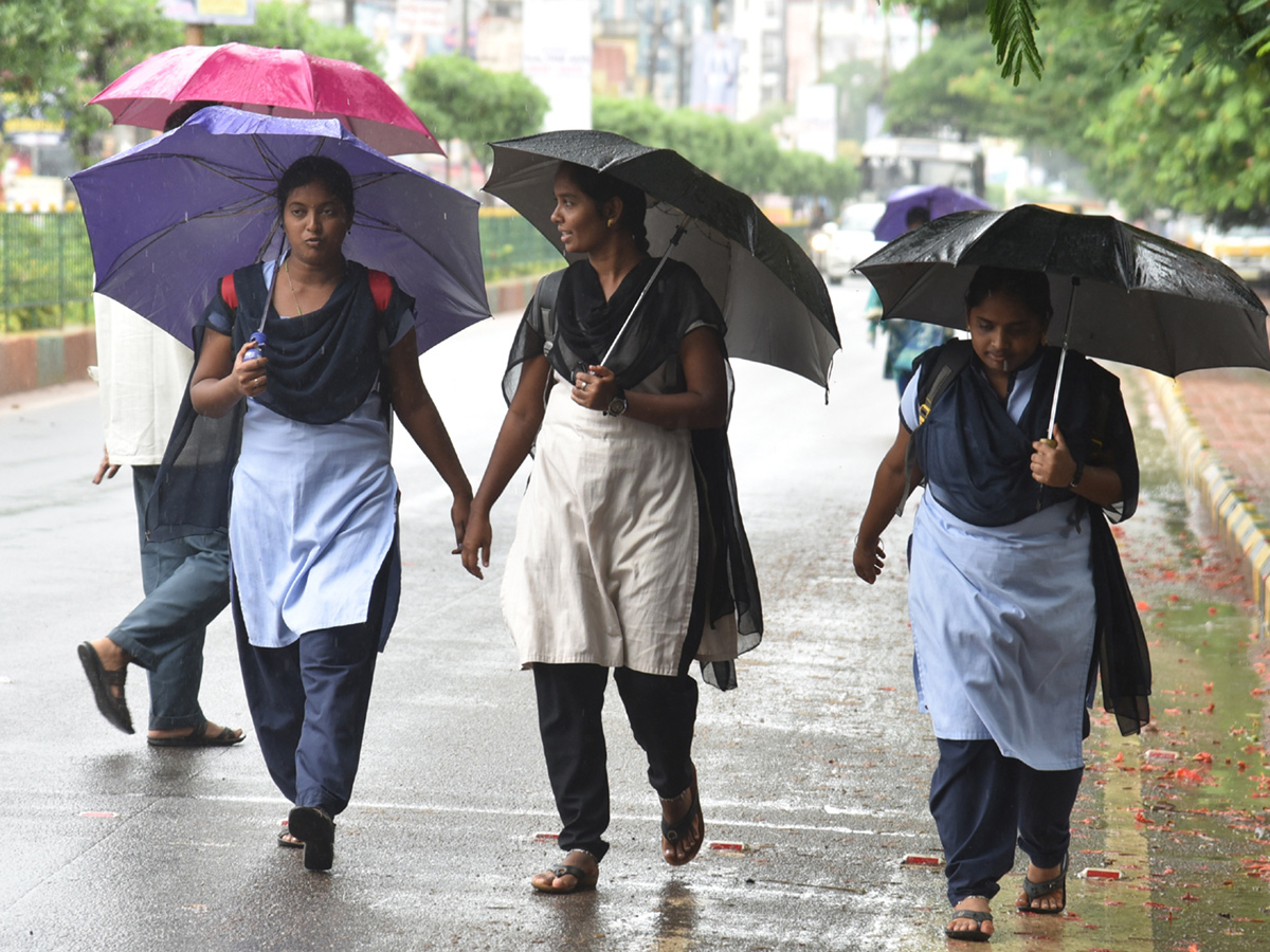 Heavy Rain in Andhra Pradesh Photo Gallery - Sakshi8
