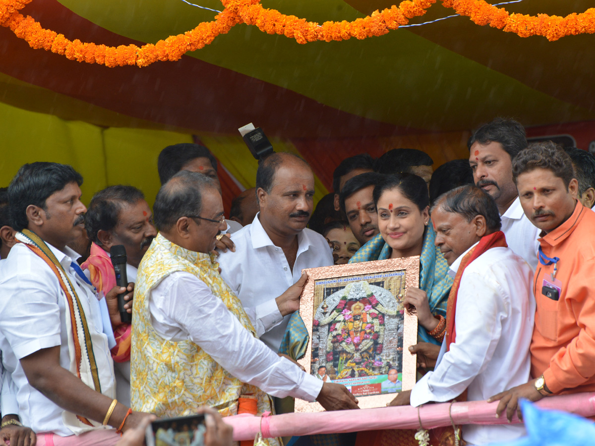 bonalu hyderabad 2019 Photo Gallery - Sakshi19