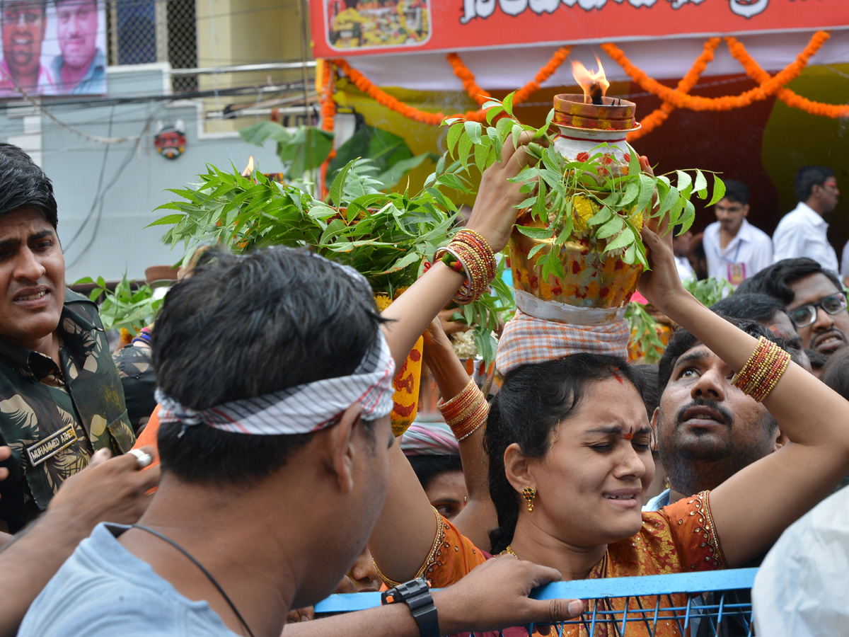 bonalu hyderabad 2019 Photo Gallery - Sakshi10