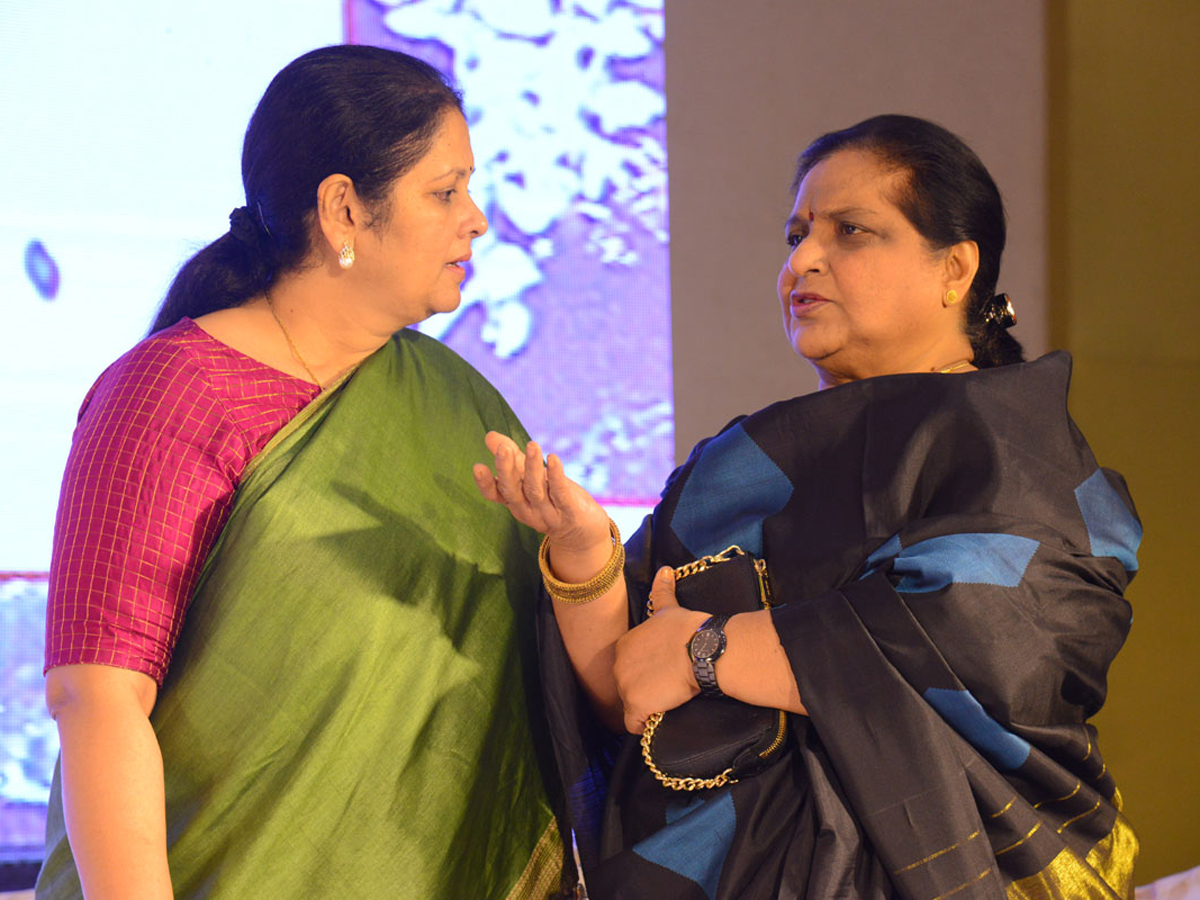 Vijaya Nirmala Gari Dasha Dina Karma In Sandhya Conventions Photo Gallery - Sakshi2