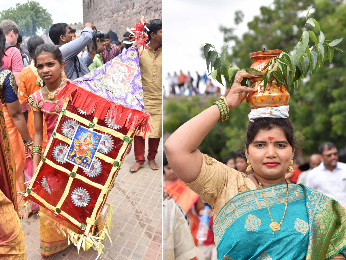 Bonalu festival kicks off at Golconda Fort Photo Gallery - Sakshi21