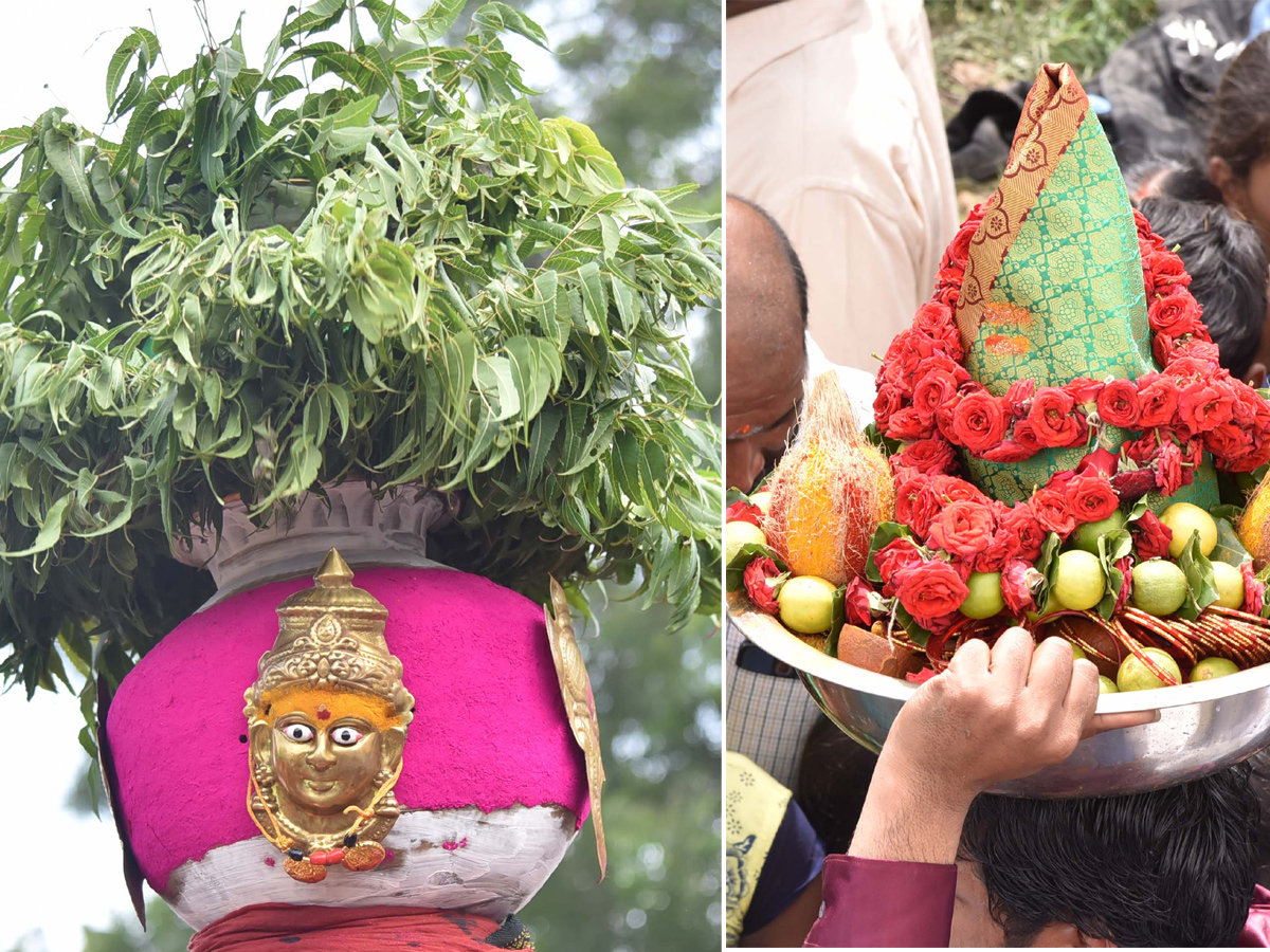 Bonalu festival kicks off at Golconda Fort Photo Gallery - Sakshi3