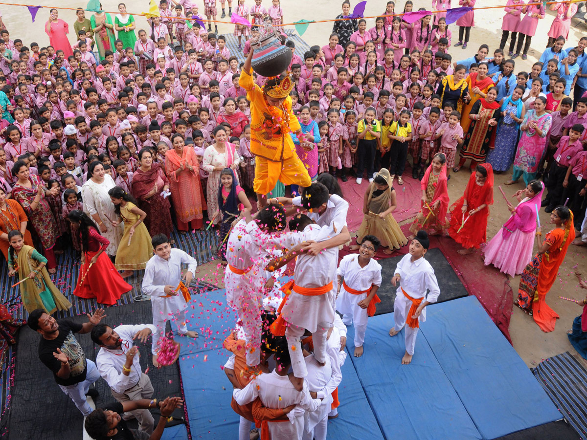 Krishna Janmashtami Festival 2019 Photo Gallery - Sakshi4