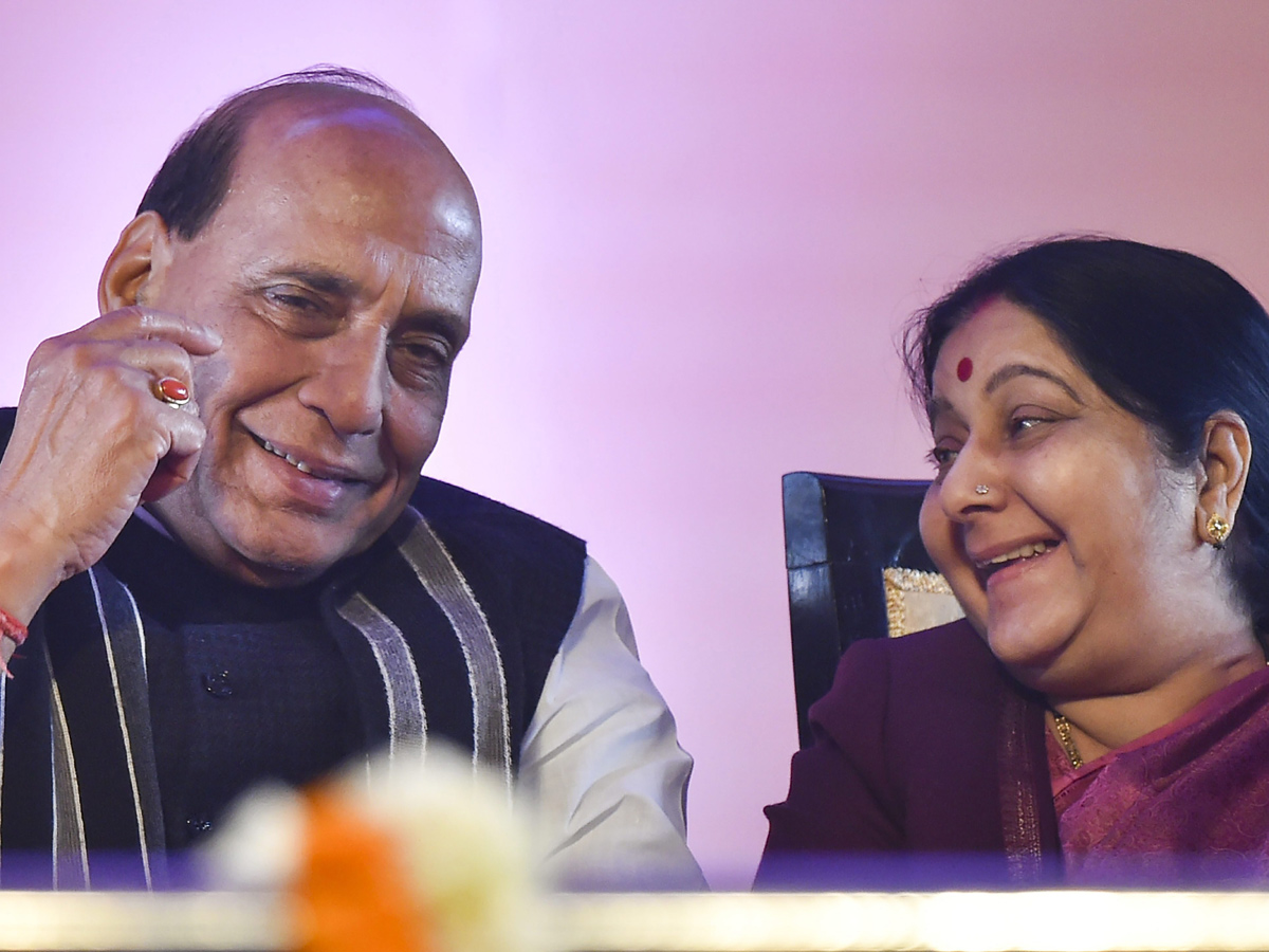 Sushma Swaraj passes away Photo Gallery - Sakshi17