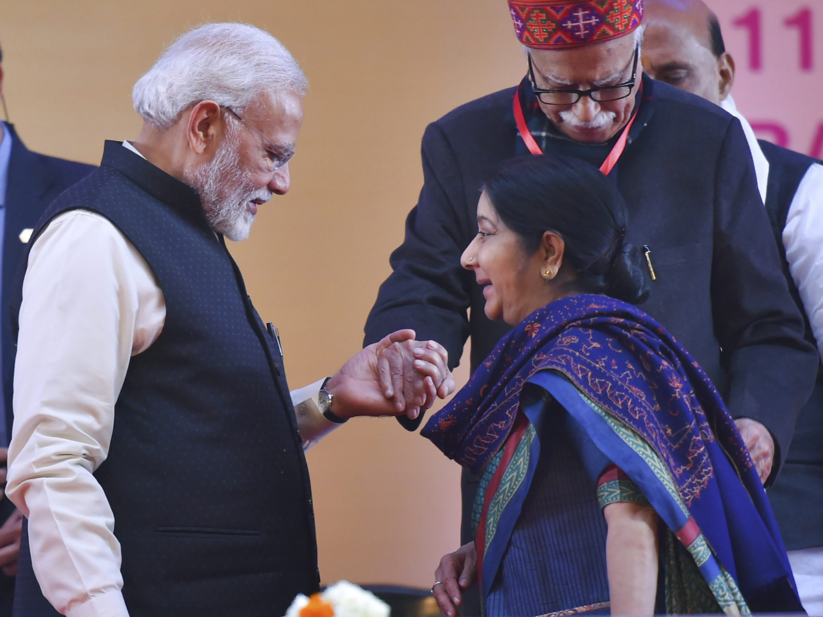 Sushma Swaraj passes away Photo Gallery - Sakshi18