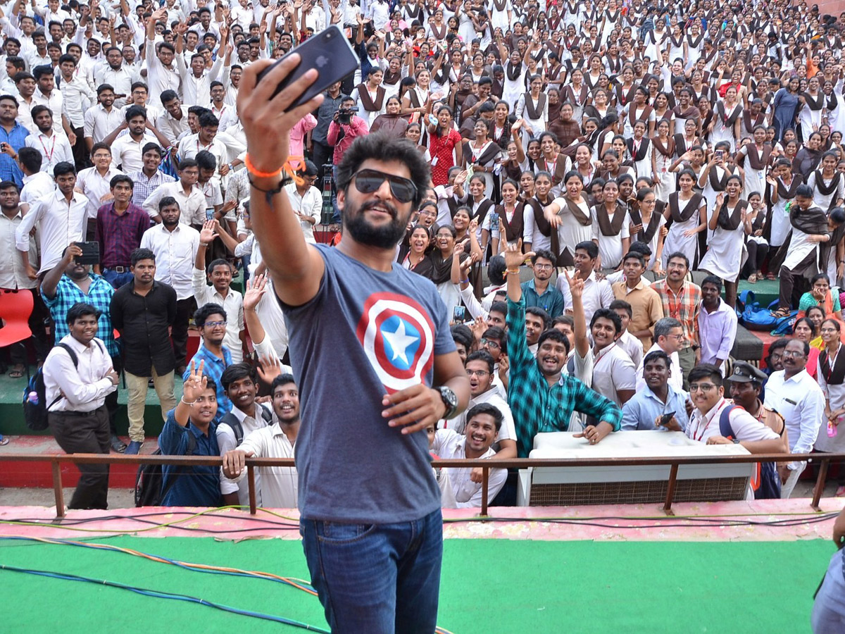Nani At VVIT College Guntur Photo Gallery - Sakshi18
