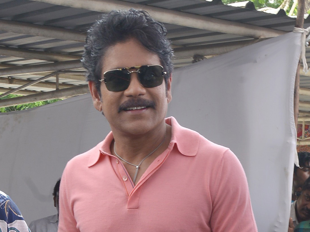 Nagarjuna Gifted BMW Car to PV Sindhu - Sakshi6