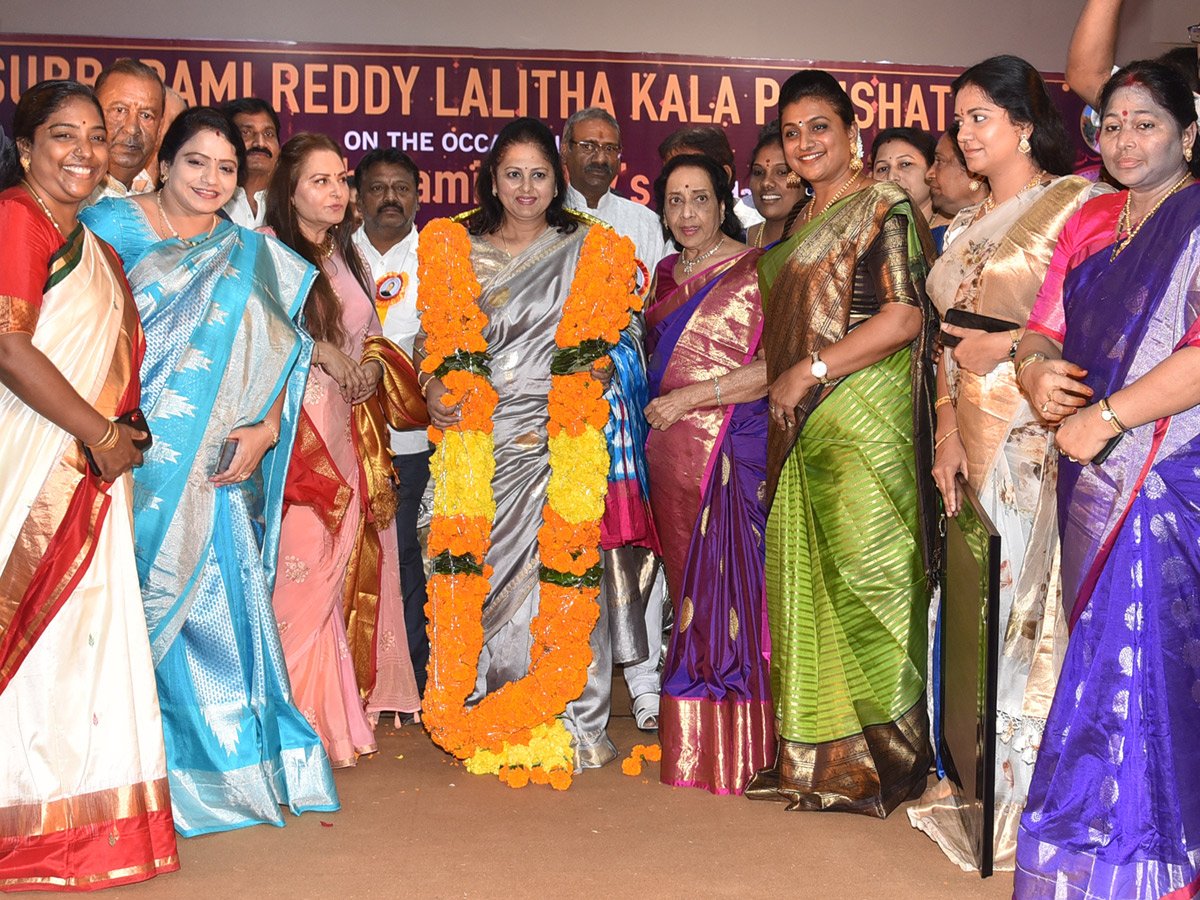 T Subbarami Reddy Birthday celebrations in Vizag Photo Gallery - Sakshi16