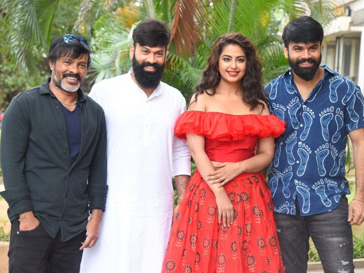 Raju Gari Gadhi 3 Pre Release Event Photo Gallery - Sakshi3