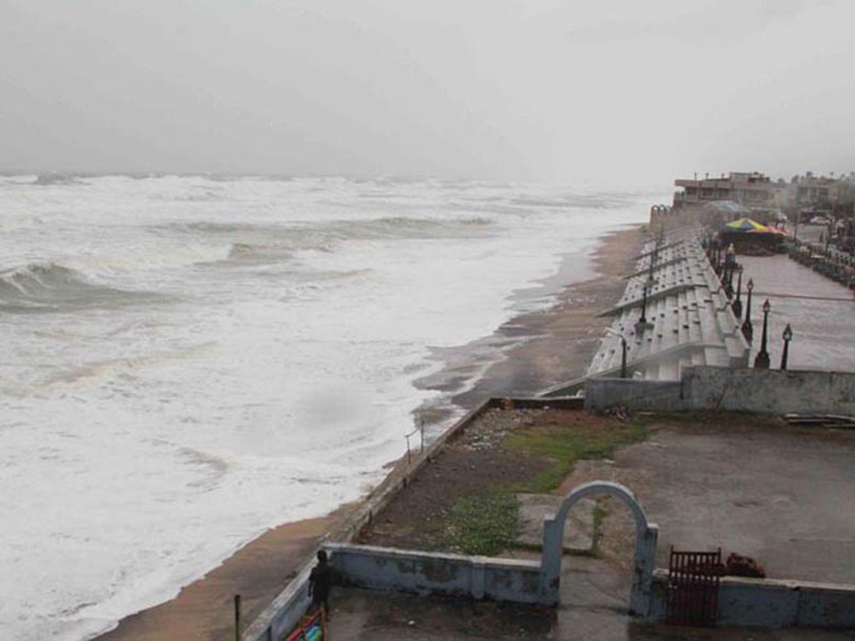 Heavy Rain in Andhra Pradesh Photo Gallery - Sakshi28