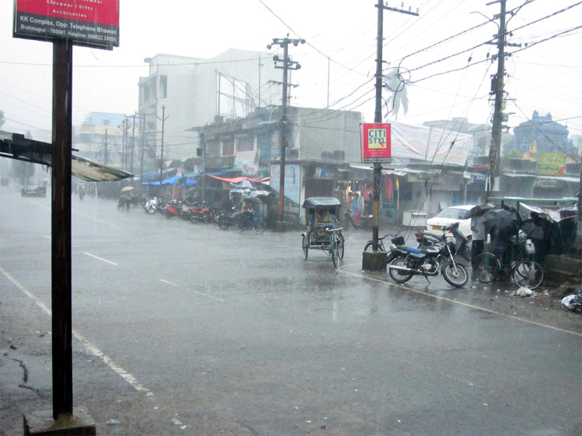 Heavy Rain in Andhra Pradesh Photo Gallery - Sakshi33