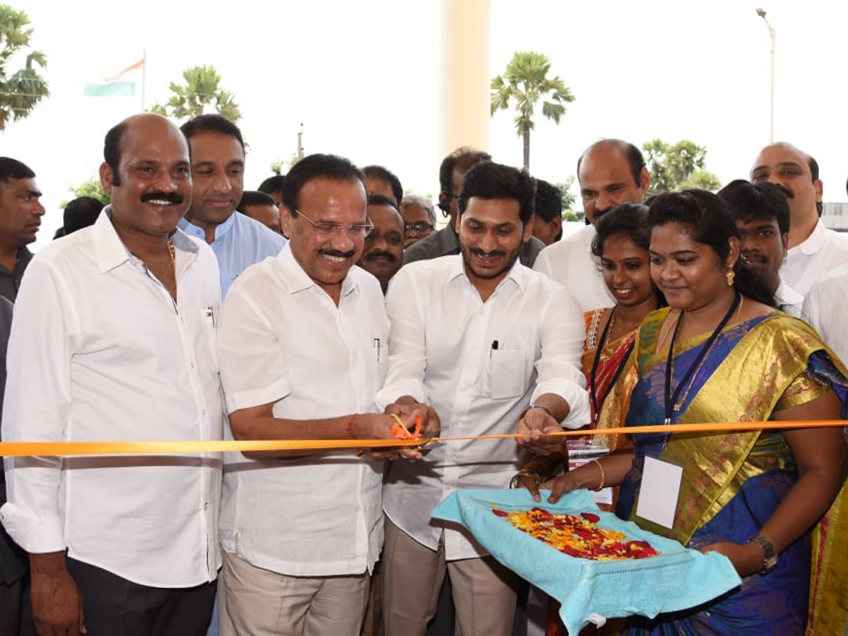 YS Jagan Mohan Reddy To Launch Cipet Buildings At Surampally - Sakshi1