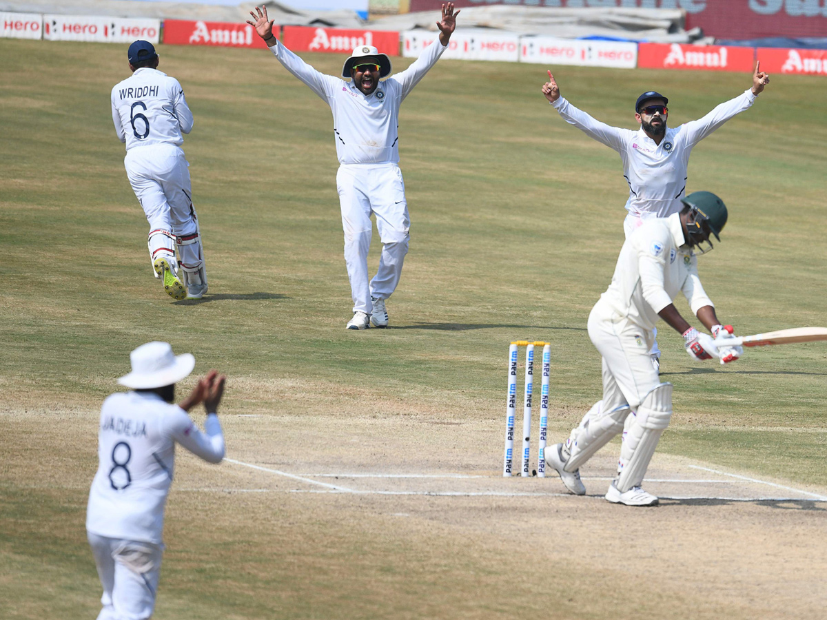 India beat South Africa by 203 runs Photo Gallery - Sakshi12