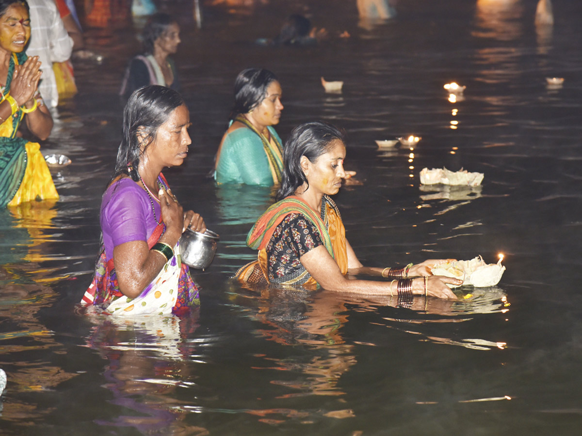 Karthika Pournami Celebrations AP AND TELANGANA Photo Gallery - Sakshi31