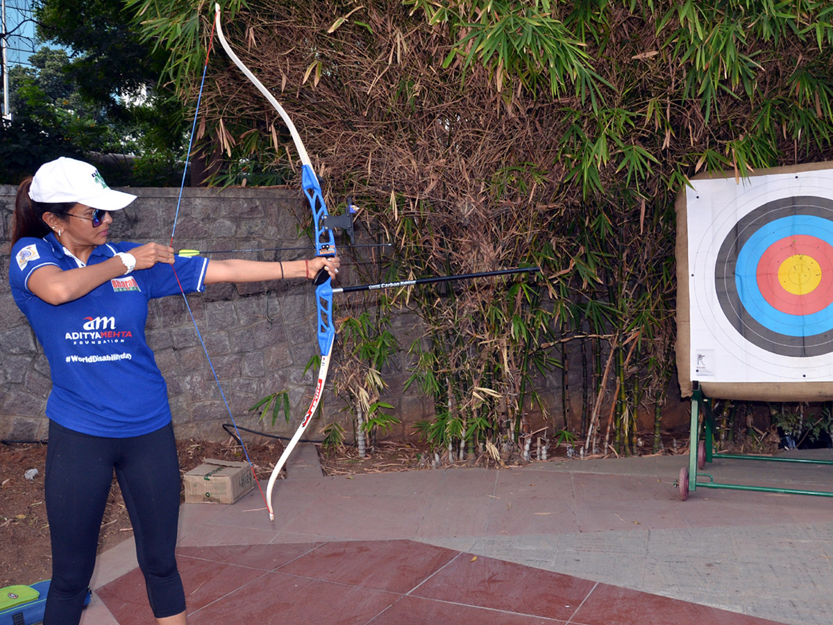 Stars Show Support for Para Athletes in Hyderabad Photo Gallery - Sakshi16