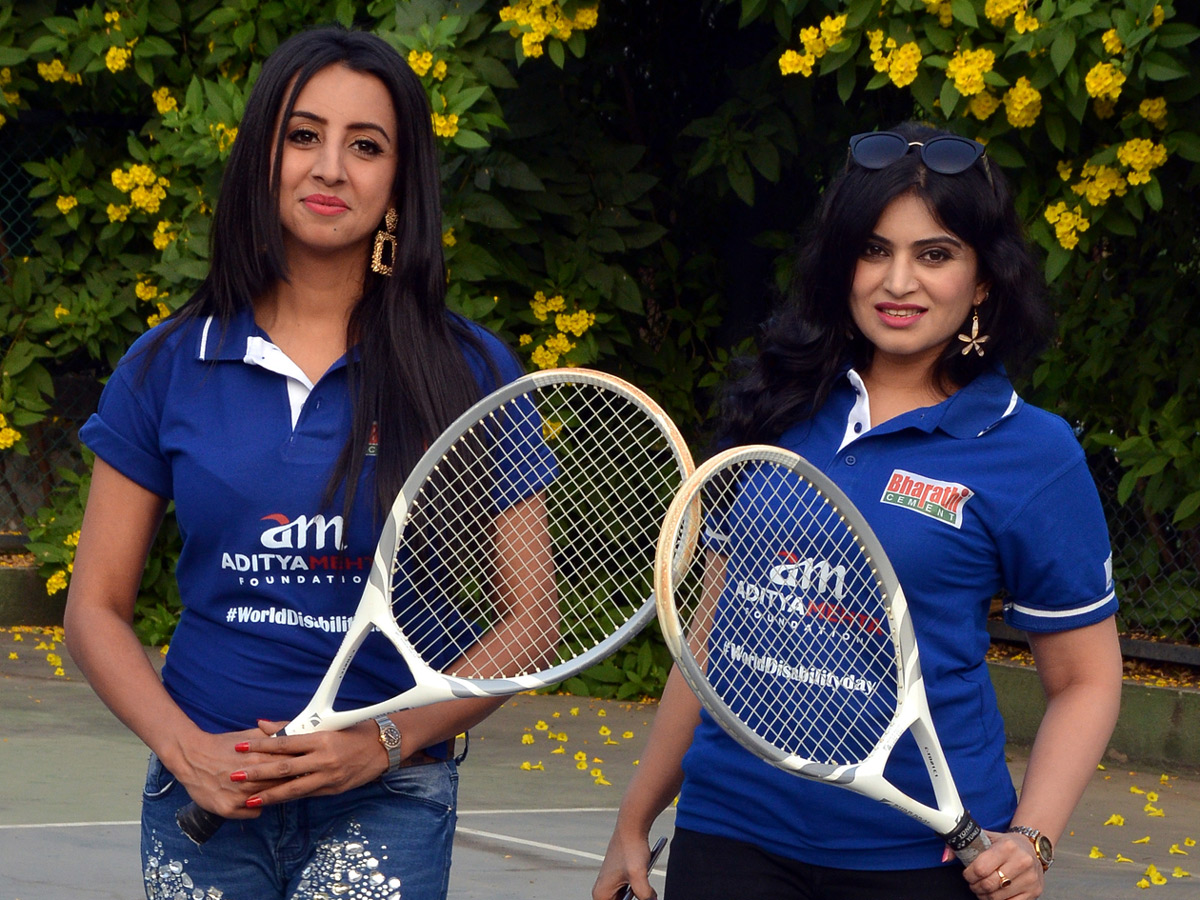 Stars Show Support for Para Athletes in Hyderabad Photo Gallery - Sakshi5