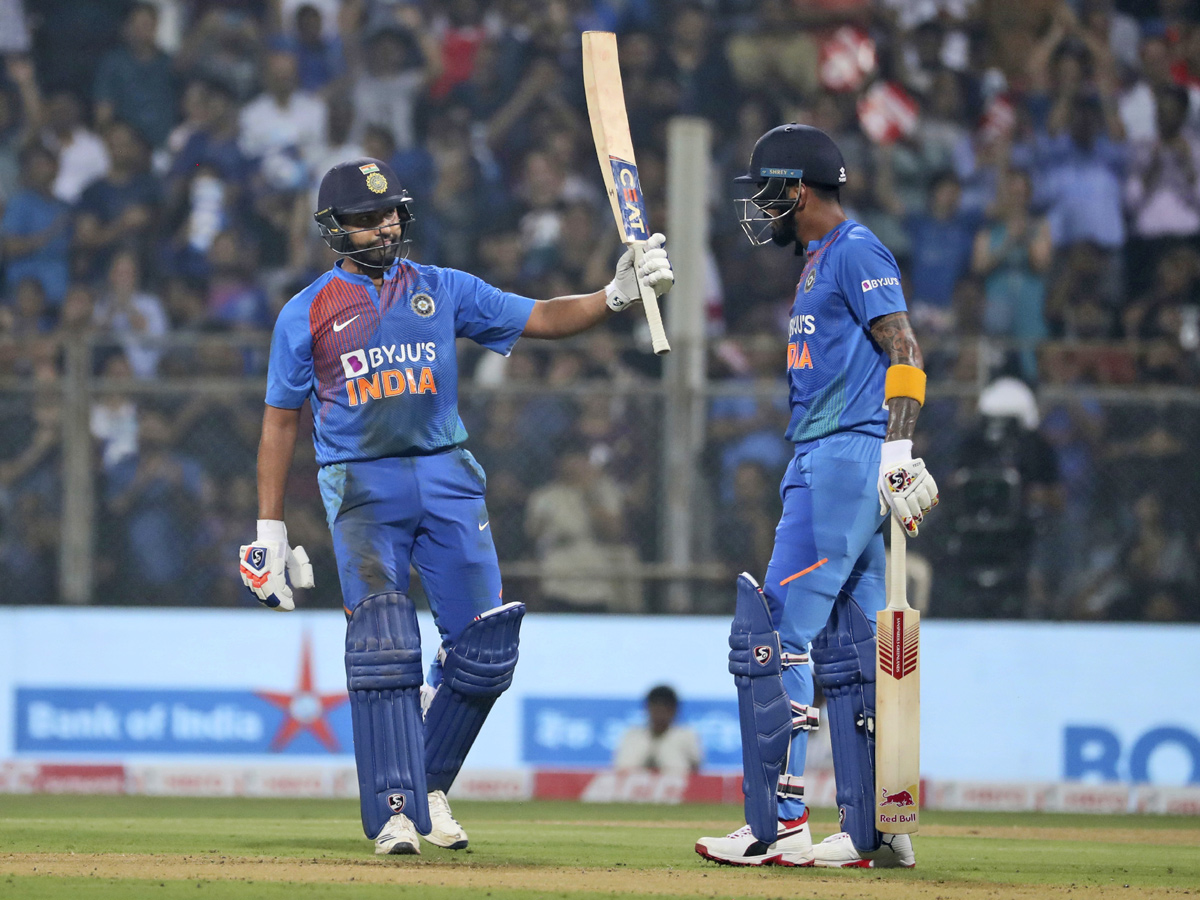 Batsmen dazzle as India Clinch Series With 67 Run Win - Sakshi10