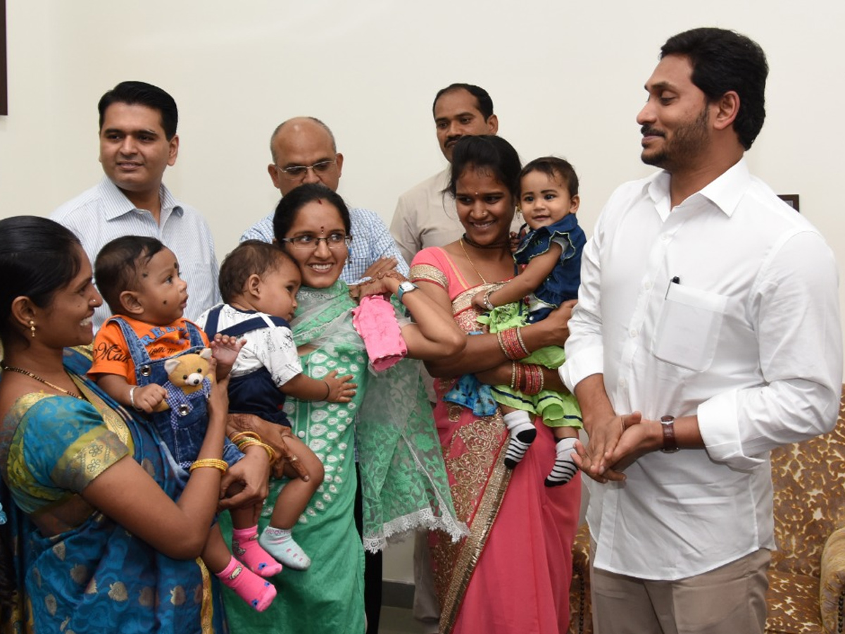CM YS Jagan Gives Polio Drops To A Child In Camp Office - Sakshi10