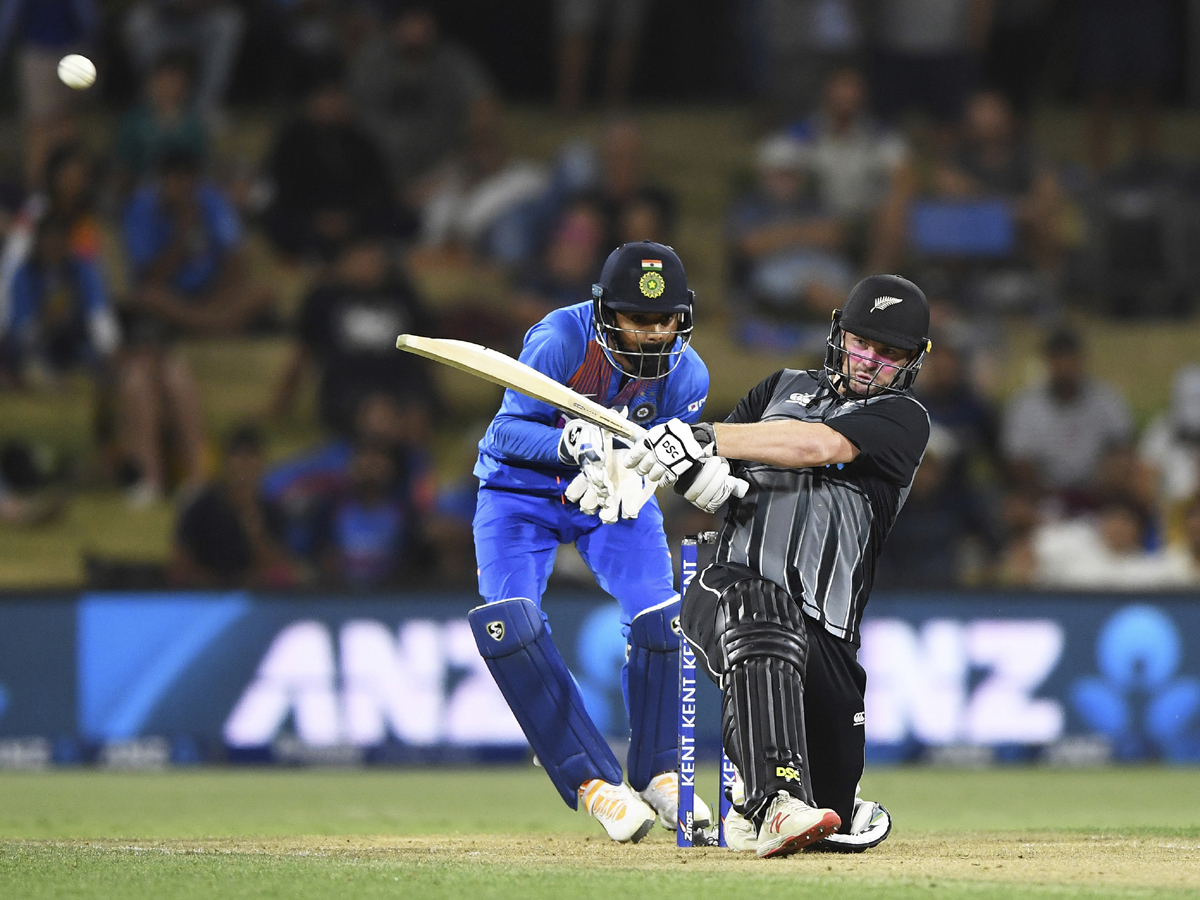 India beat New Zealand by 5 wickets, claim series 5-0 Photo Gallery - Sakshi15
