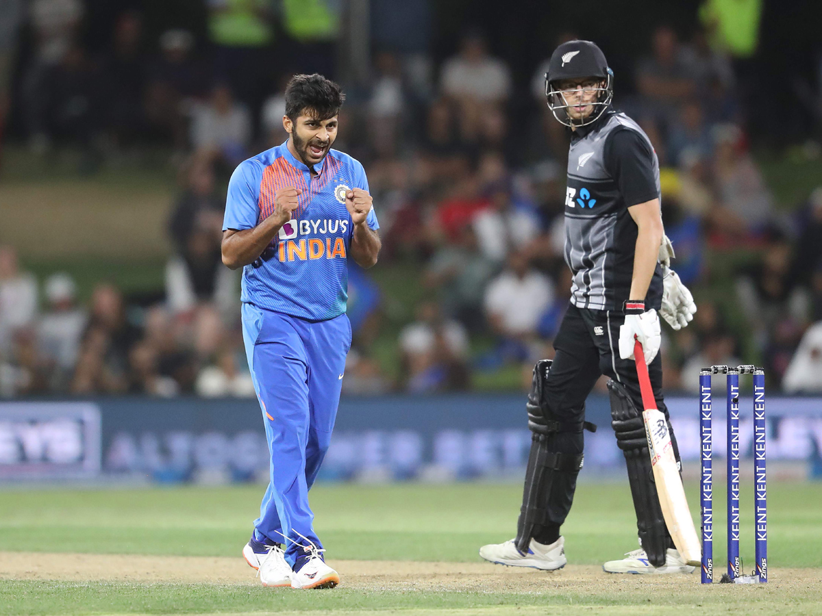 India beat New Zealand by 5 wickets, claim series 5-0 Photo Gallery - Sakshi4