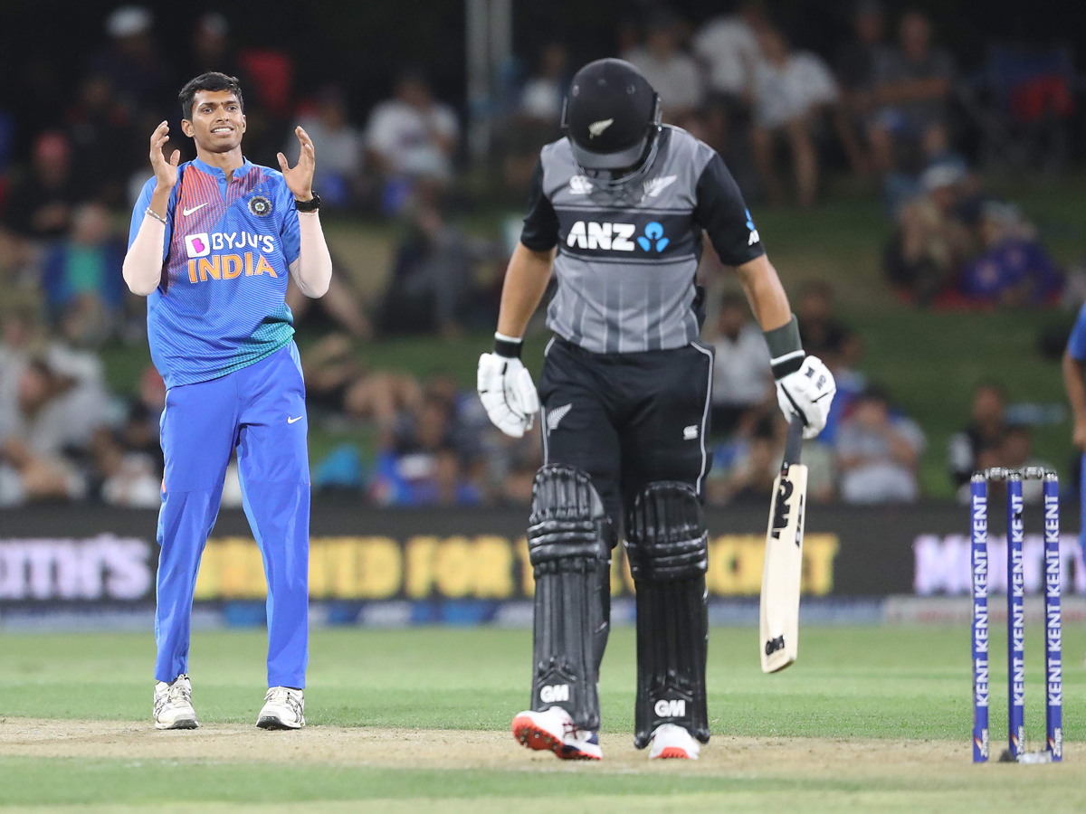 India beat New Zealand by 5 wickets, claim series 5-0 Photo Gallery - Sakshi5