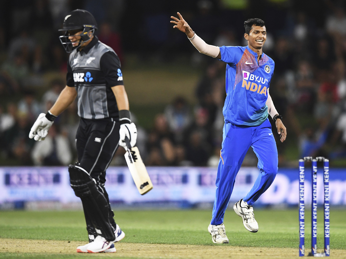 India beat New Zealand by 5 wickets, claim series 5-0 Photo Gallery - Sakshi8