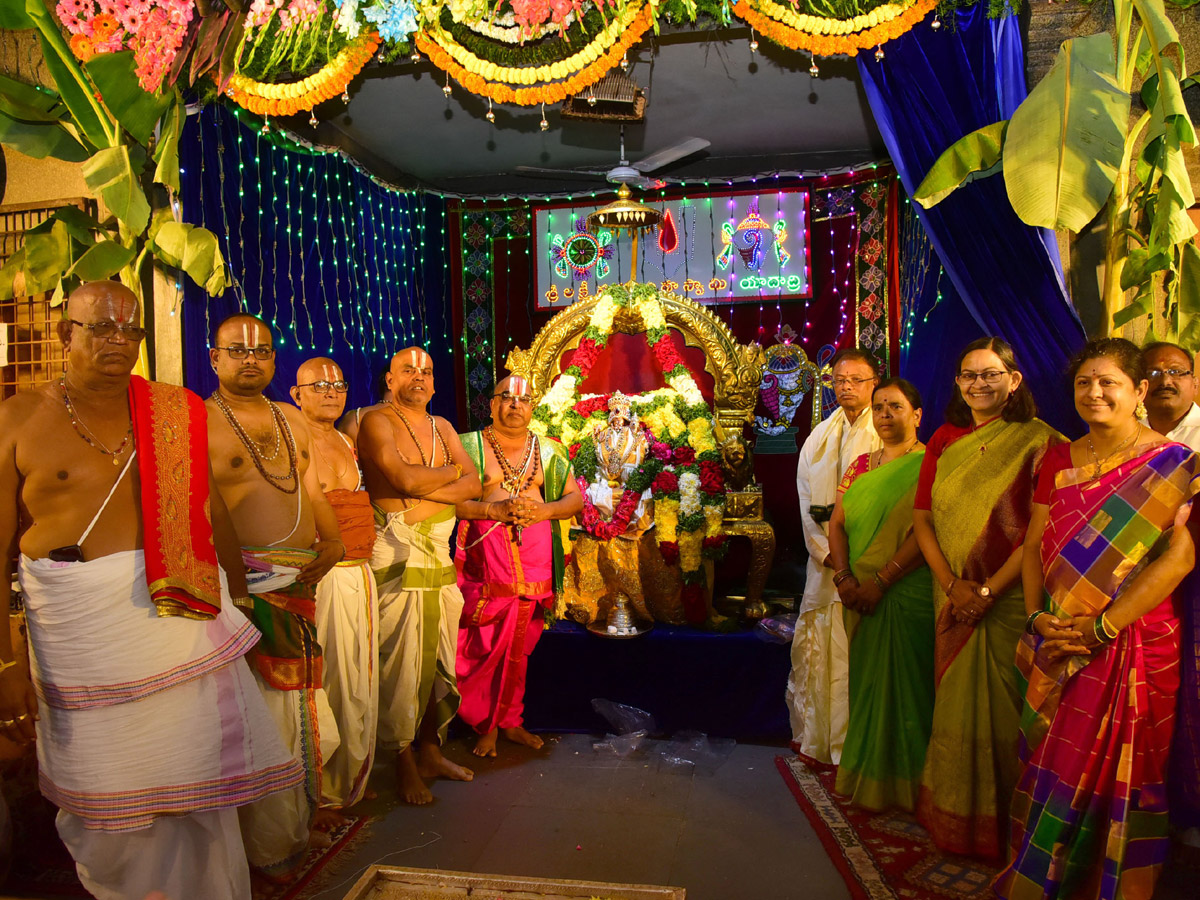 Yadagirigutta Brahmotsavam 2020 Photo Gallery - Sakshi25