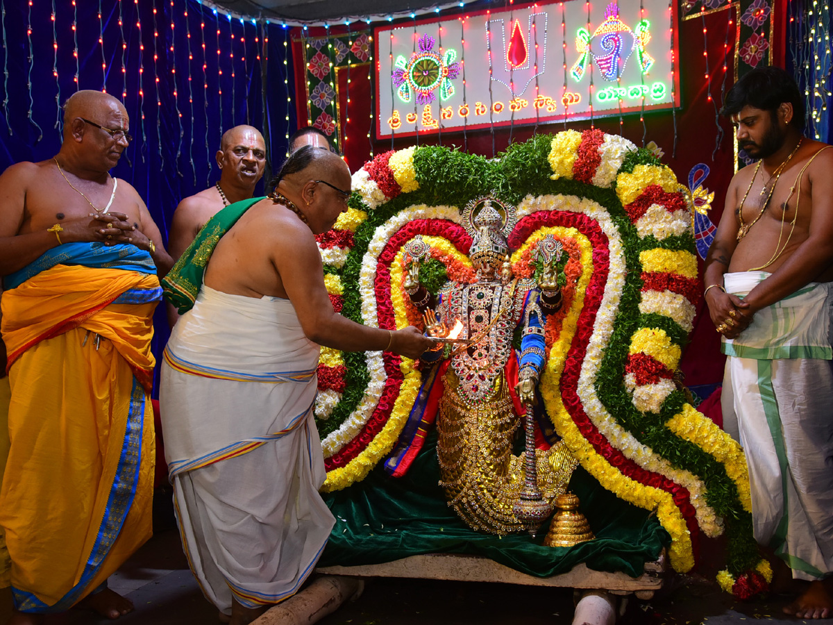 yadagirigutta brahmotsavam 2020 Photo Gallery - Sakshi17