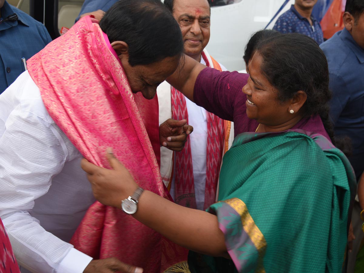  CM KCR Visits Medaram Sammakka Sarakka Jatara Photo Gallery - Sakshi7