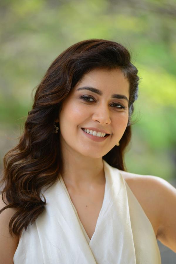 Actress Raashi Khanna Photo Gallery - Sakshi6