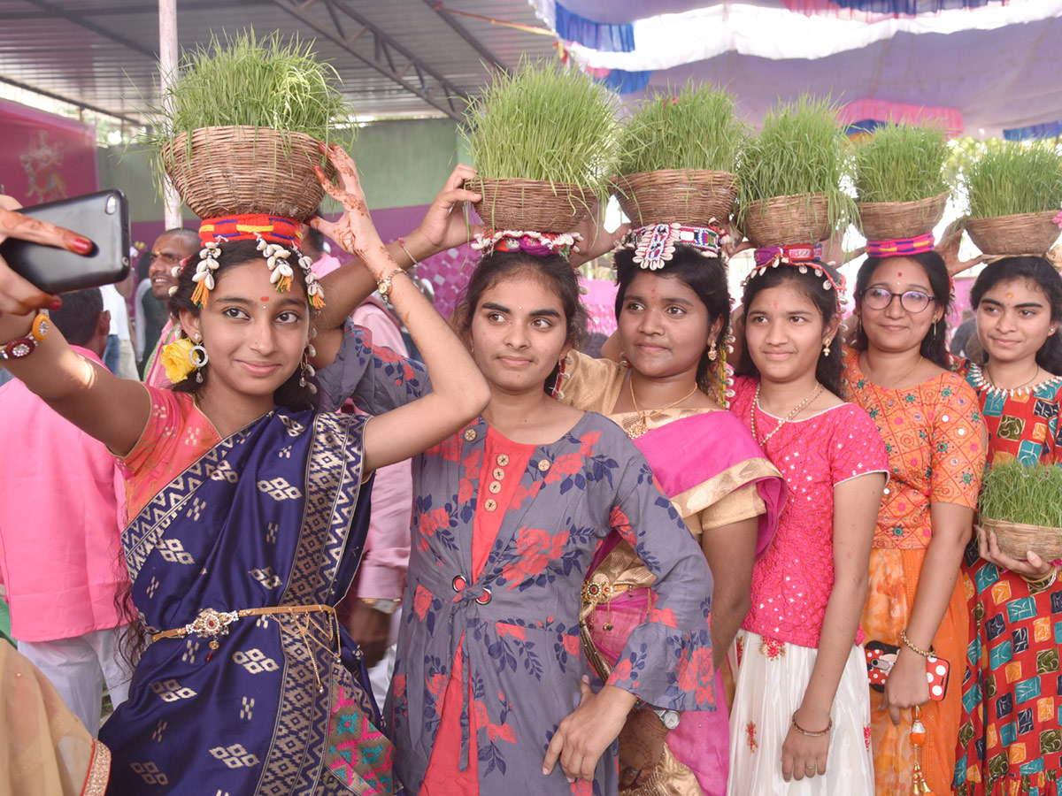 Best photos of the week march 01 to 08,2020 - Sakshi22