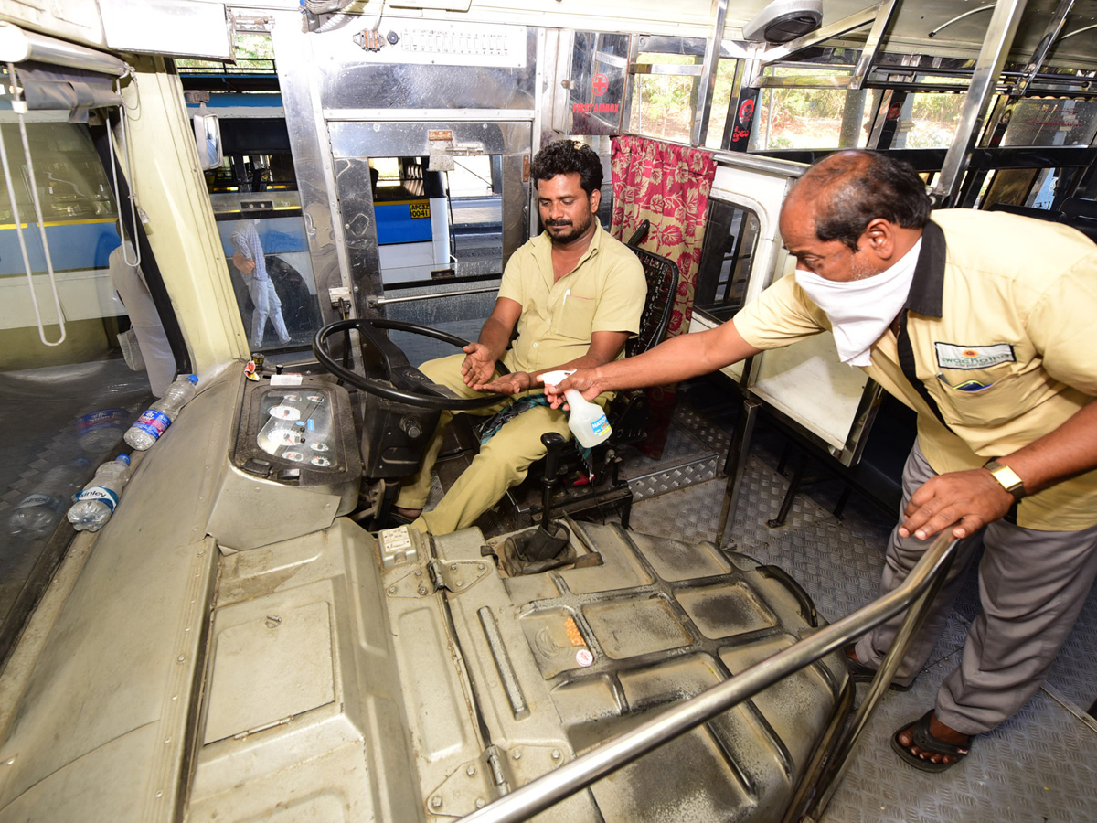 Tirumala Tirupati Devasthanam Closes Alipiri Toll Gate - Sakshi26