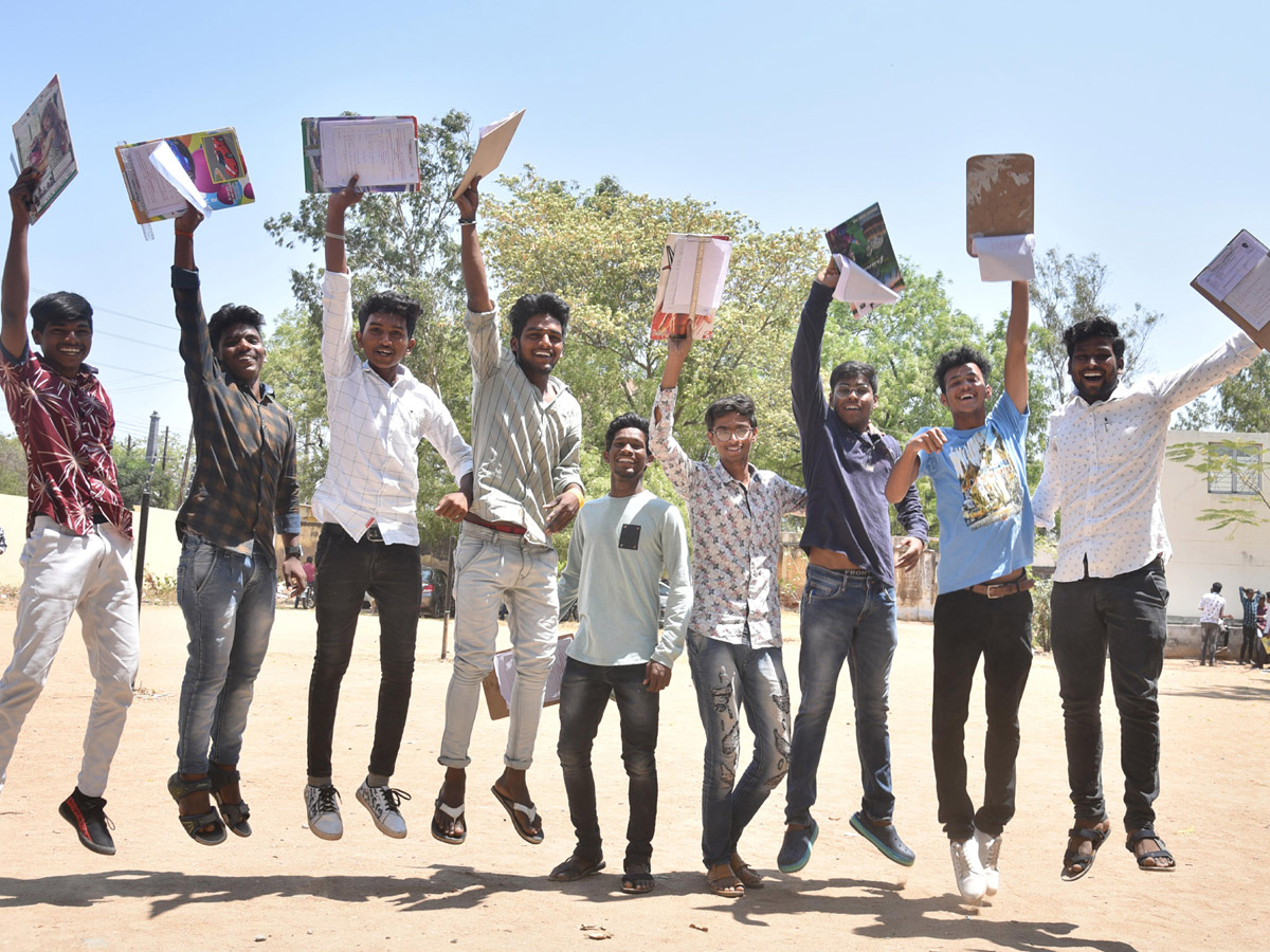 Best photos of the week march 22 to 29,2020 - Sakshi26