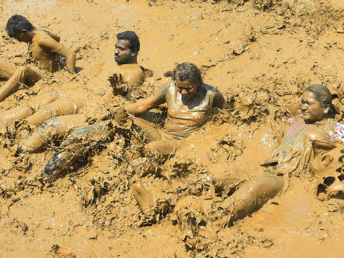 Best photos of the week march 22 to 29,2020 - Sakshi4