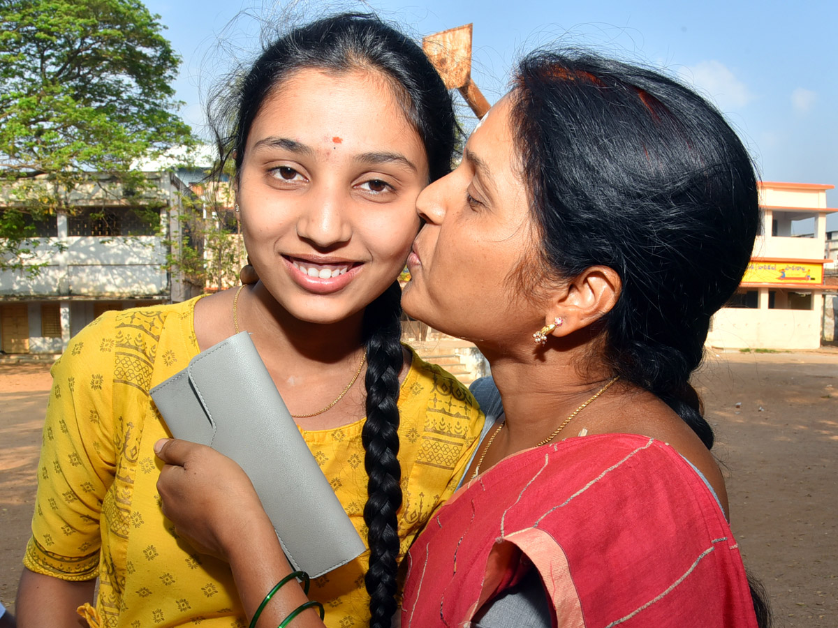 Best photos of the week march 22 to 29,2020 - Sakshi35