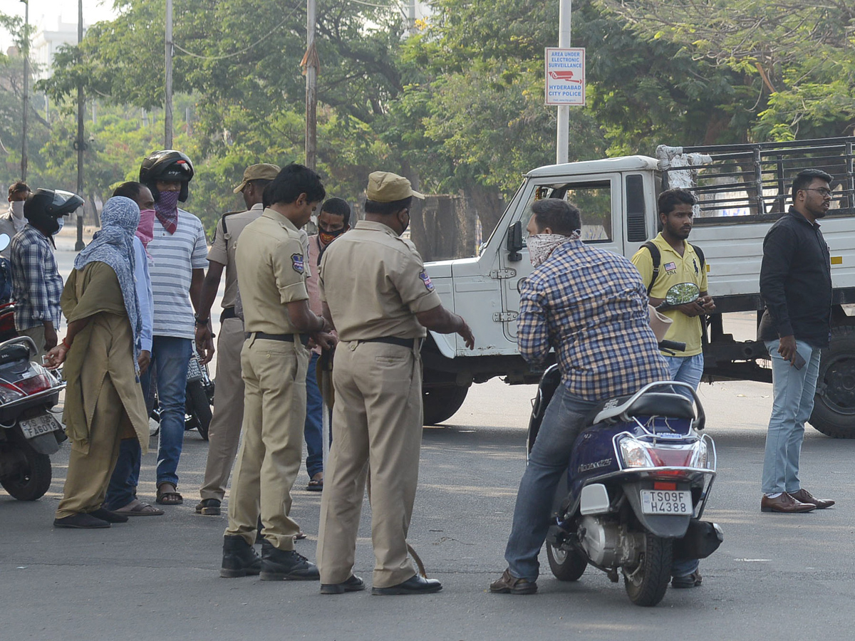 Lockdown Effect On the Telugu States Photo Gallery - Sakshi3