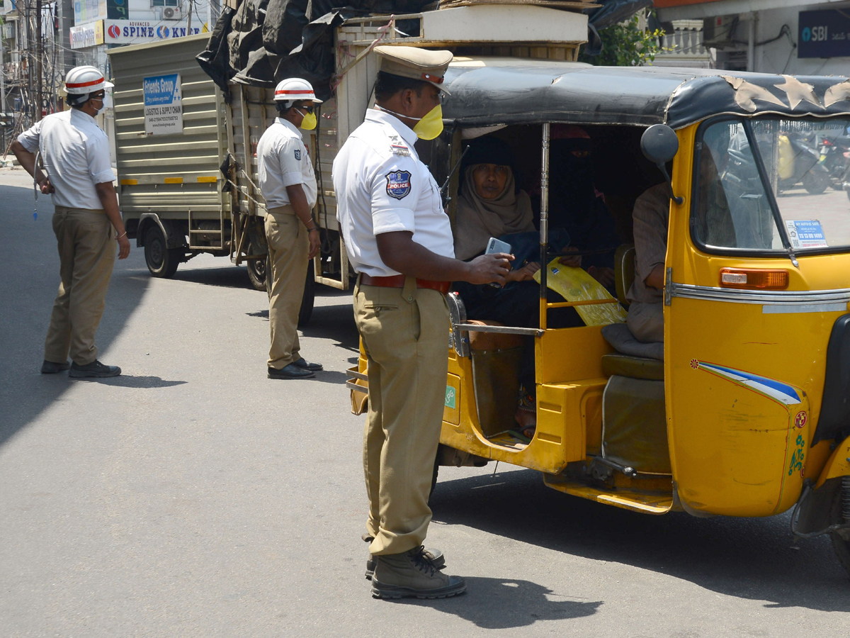 Lockdown Effect On the Telugu States Photo Gallery - Sakshi25