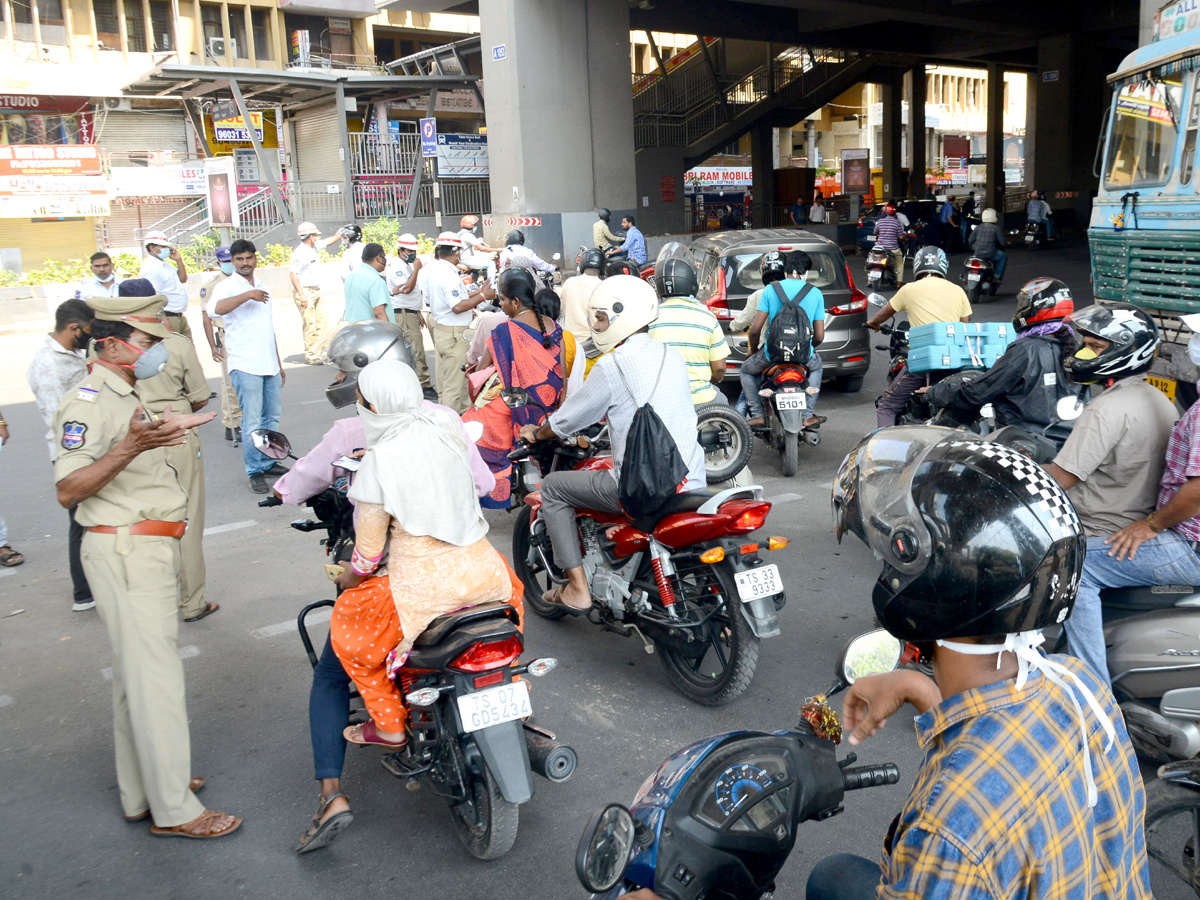 Lockdown Effect On the Telugu States Photo Gallery - Sakshi28