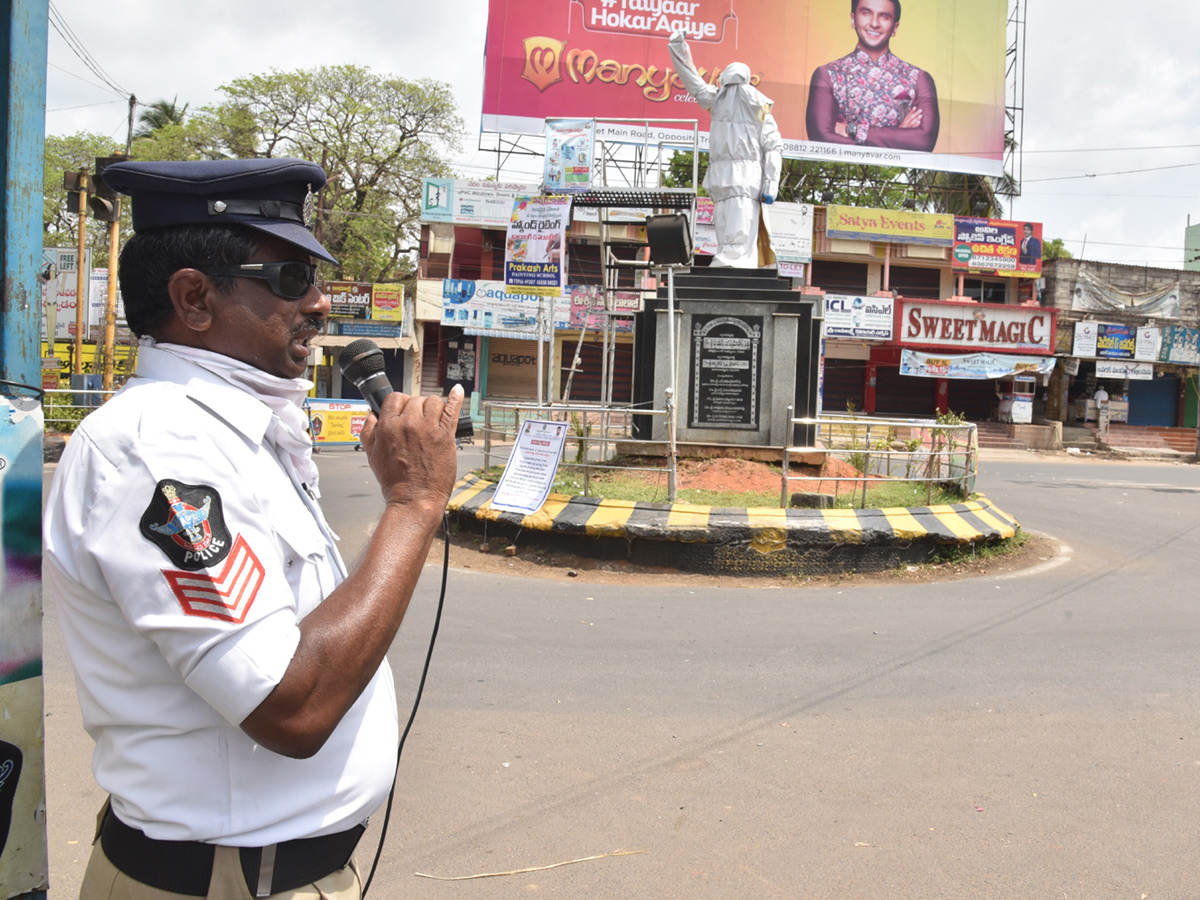 Best photos of the week march 29 to 05,2020 April - Sakshi10