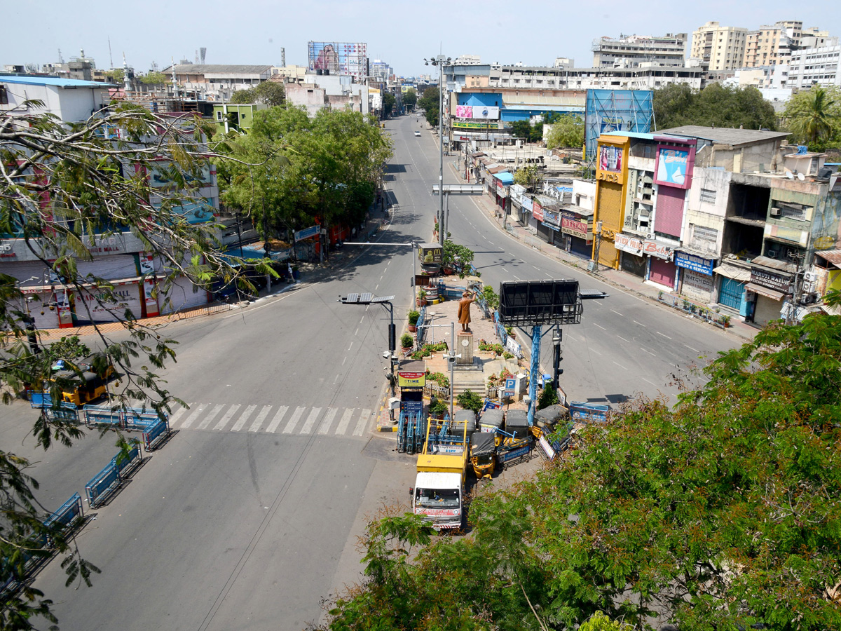 Best photos of the week march 29 to 05,2020 April - Sakshi15