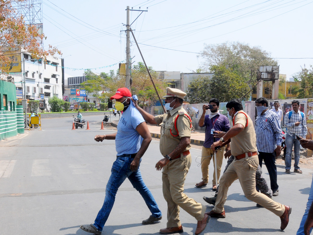 Best photos of the week march 29 to 05,2020 April - Sakshi28